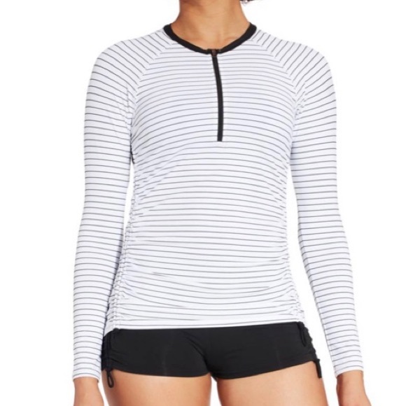 🚫SOLD🚫 CALIA by Carrie Underwood Rash Guard - Picture 3 of 11